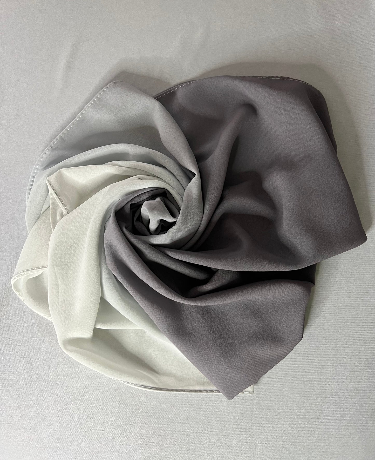 Silver Elegance - Gray White